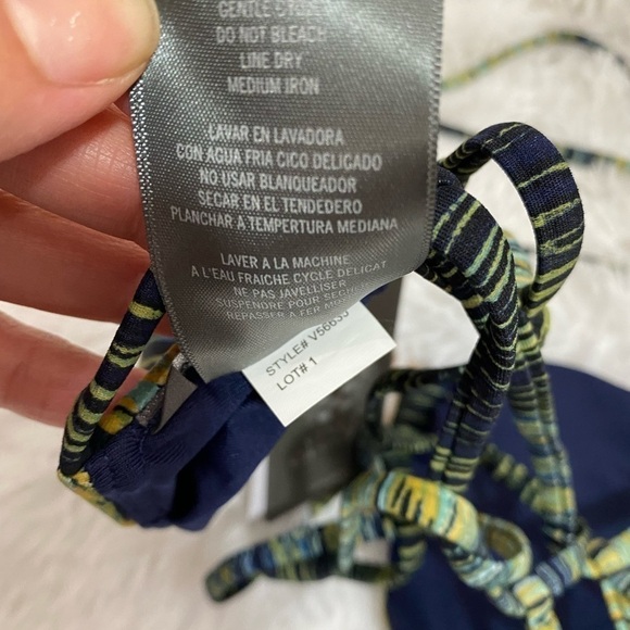 NWT Vince Camuto Swim midnight waves strappy back bikini top deep sea - Picture 7 of 11